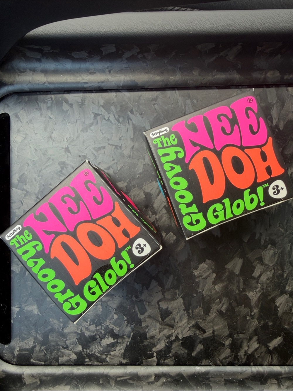 NeeDoh Groovy Glob! Bright Pink & blue